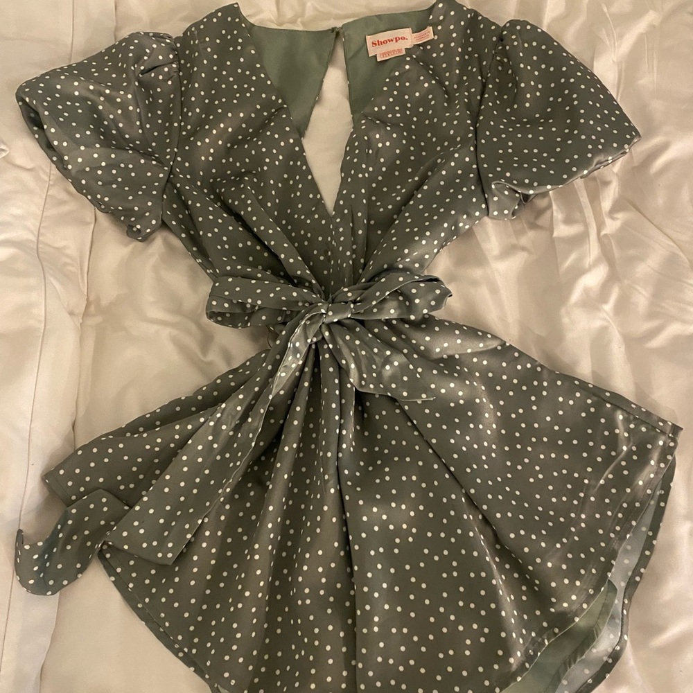 Womens Showpo green dress khaki play suit size US4